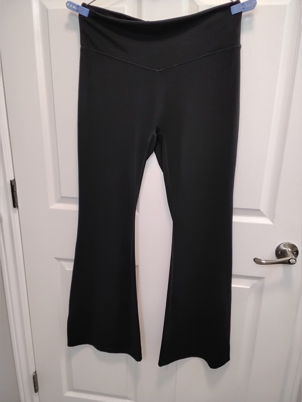 Iuga Woman's Flare Bottom Yoga Athletic Leggings
